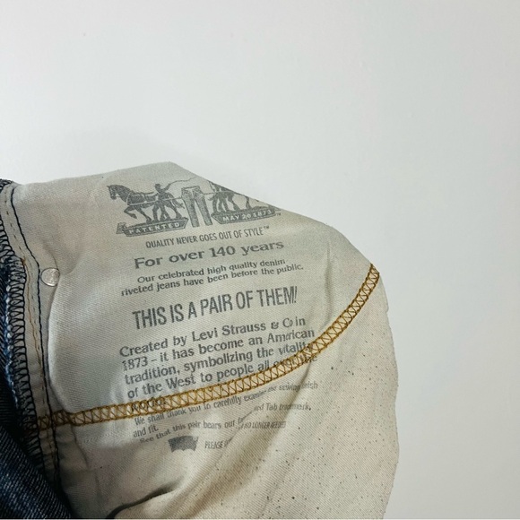 Levi’s Blue Dark Wash 505 Regular Fit Jeans 38W - Picture 6 of 9